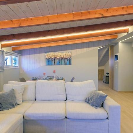 Contemporary Attic Apartment Preveza Exterior photo